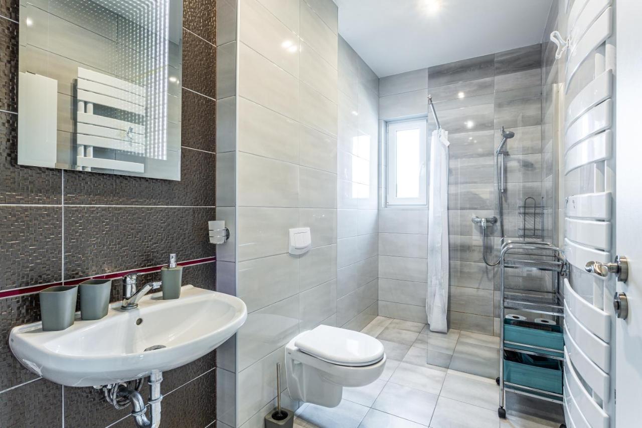 Family Apartments Klinovec Loučná pod Klínovcem Exteriör bild