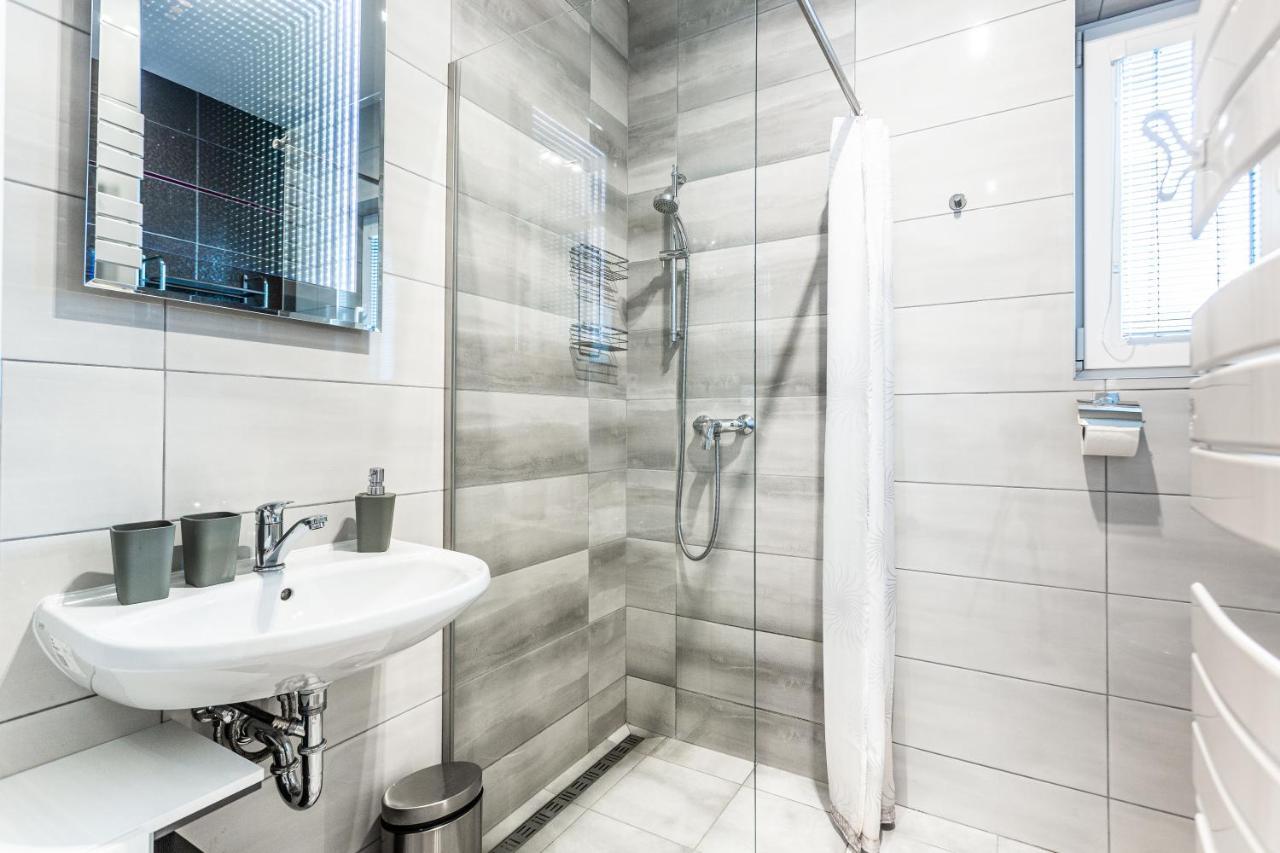 Family Apartments Klinovec Loučná pod Klínovcem Exteriör bild