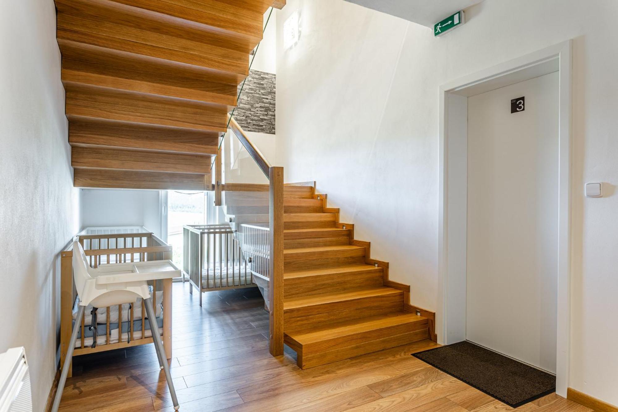 Family Apartments Klinovec Loučná pod Klínovcem Rum bild