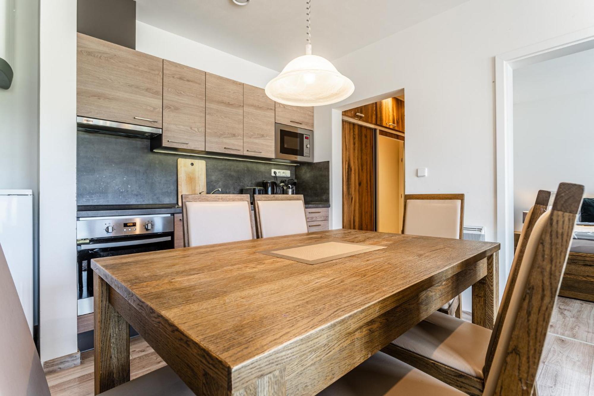 Family Apartments Klinovec Loučná pod Klínovcem Rum bild